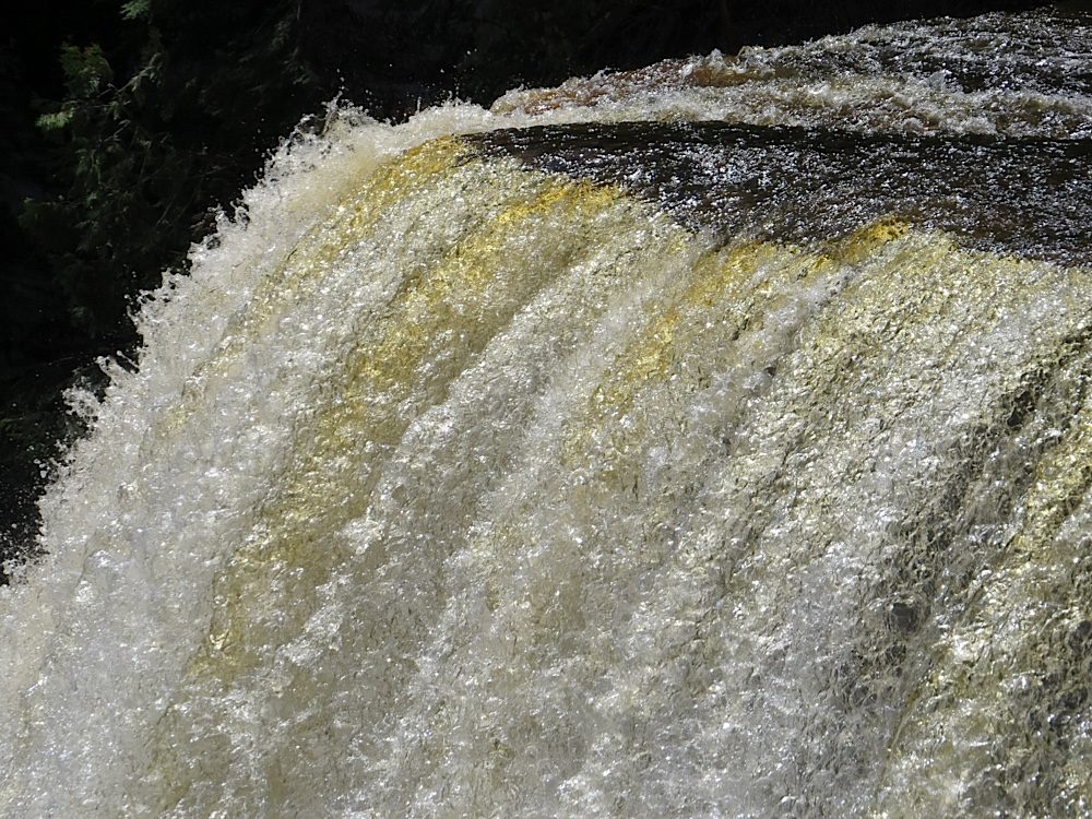 Tahq Falls3