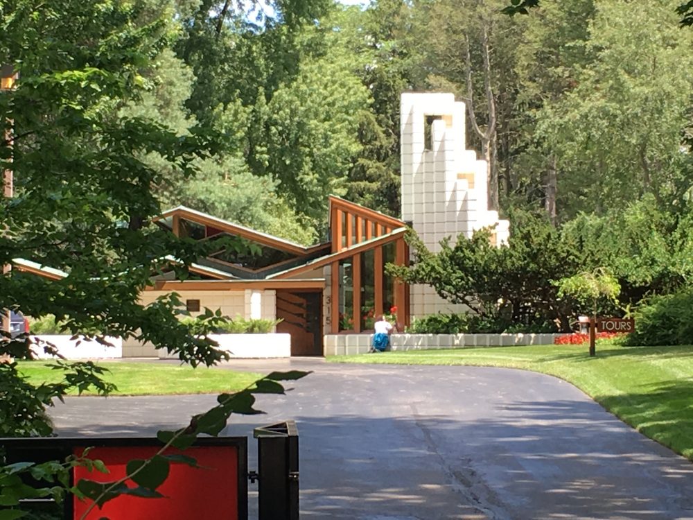 Dow House